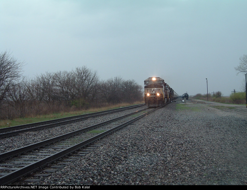 NS 8938 hooked to cars ready to leave
