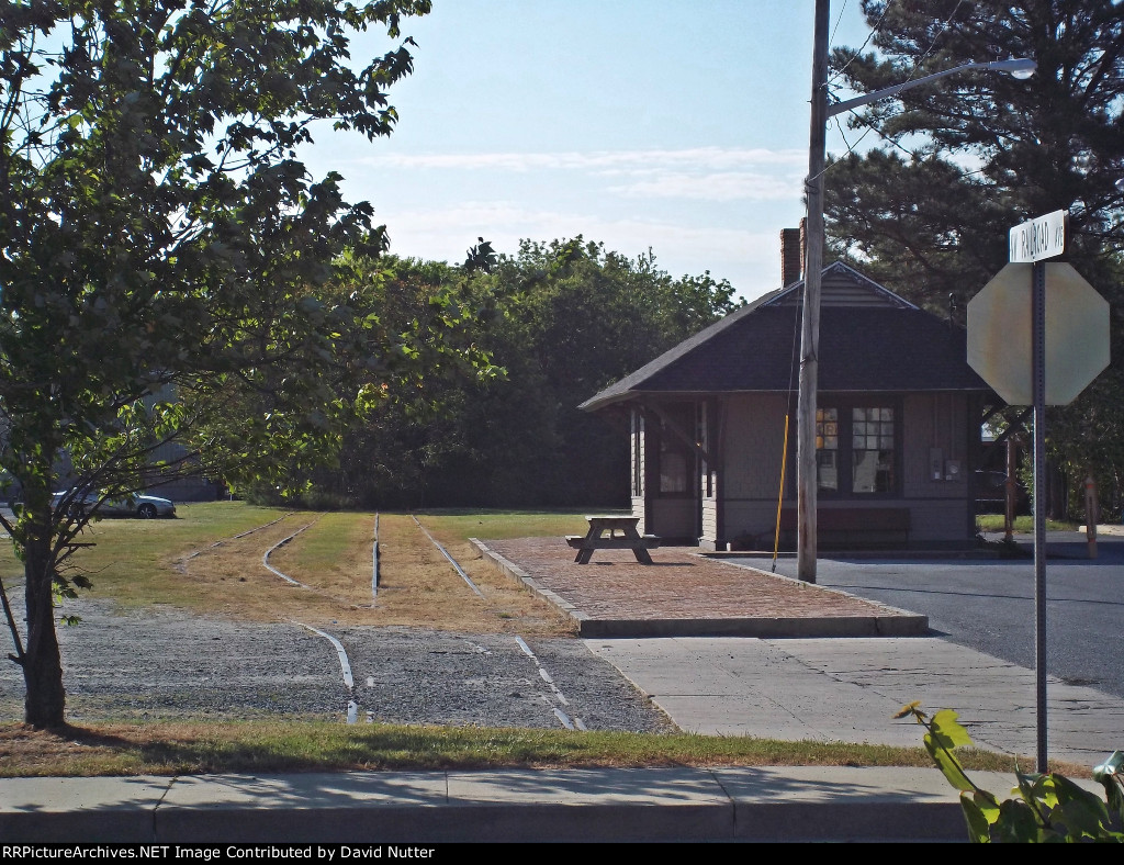 Quantico rd. and, Hebron depot