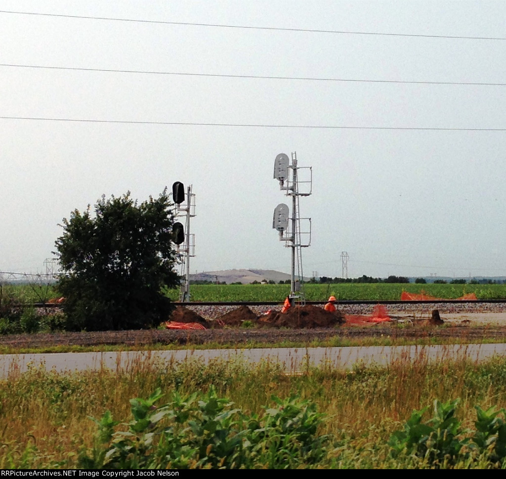 MP52 signals (future double XO)