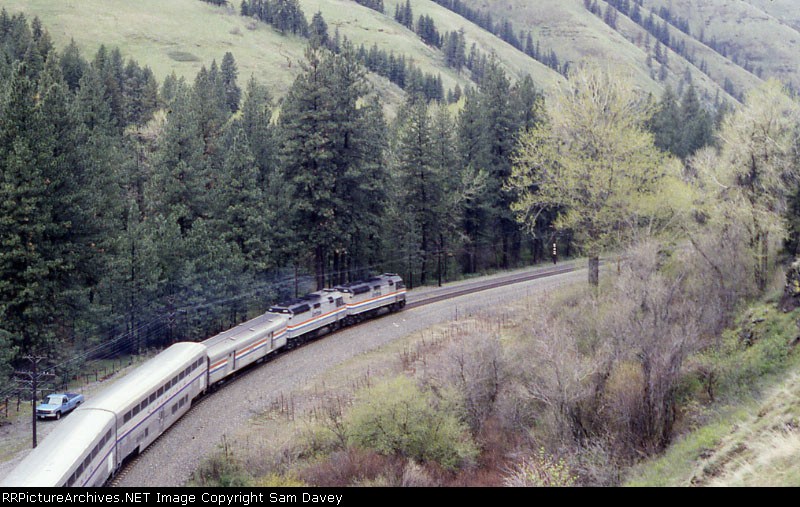 AmTrak Pioneer heading west