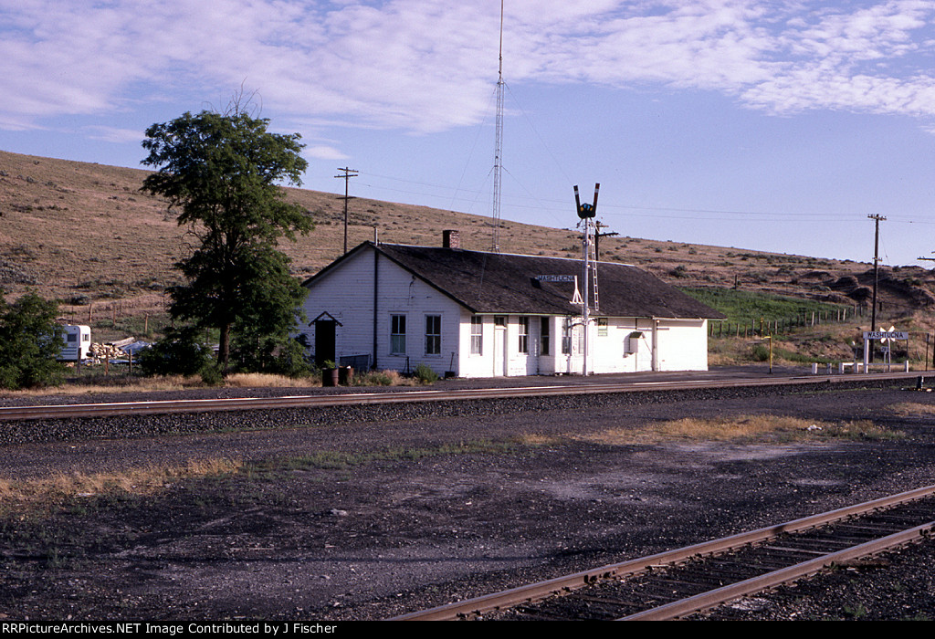 Washtucna depot