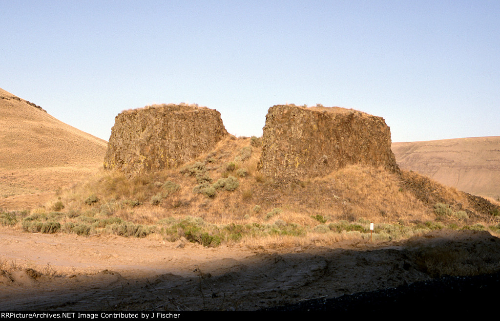 Desert scablands