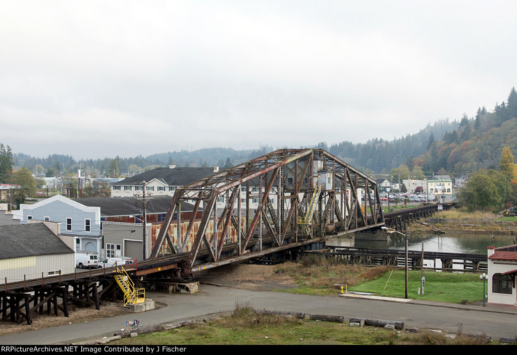 NP/BN/BNSF/UP Bridge, over the Wishkah River