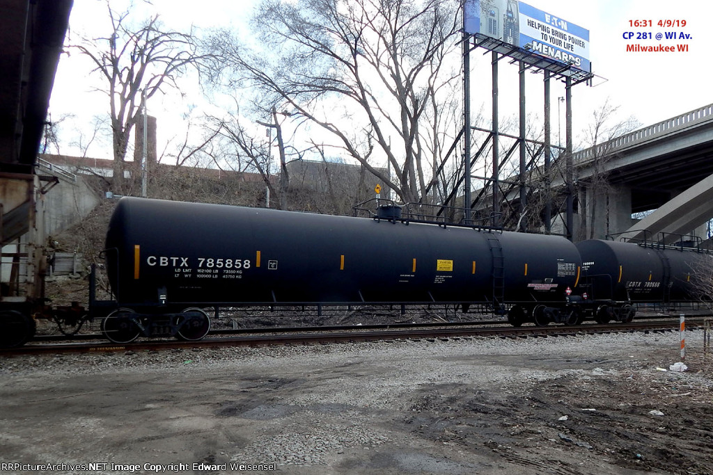 Eights and nickels - full house