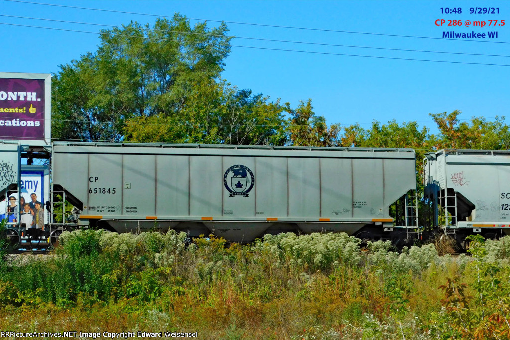 Manifest 286 includes numerous black beavers