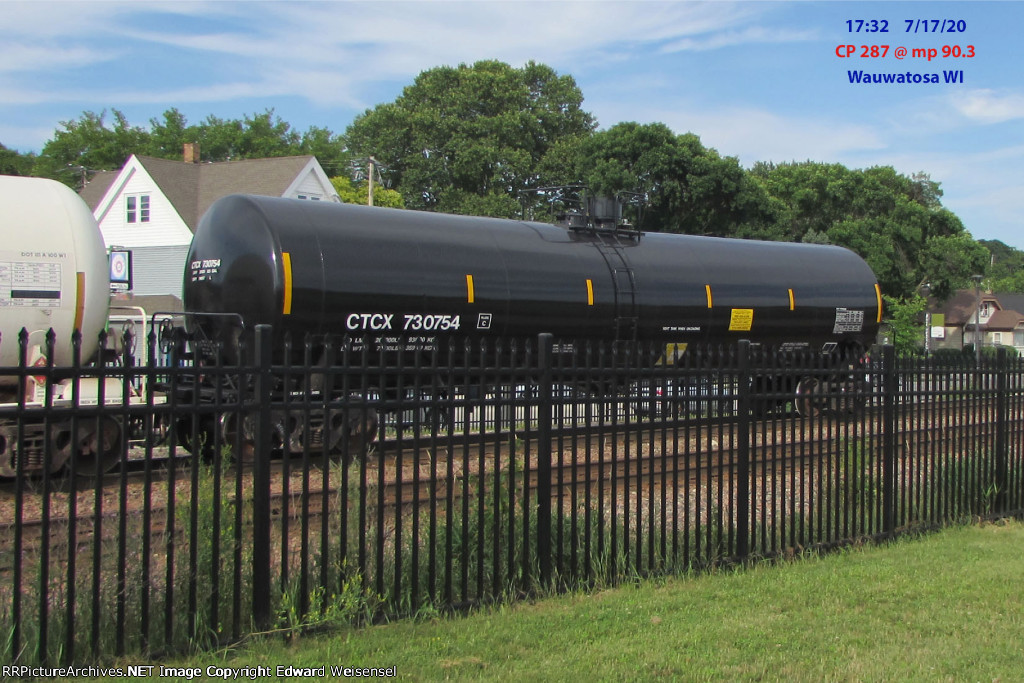 Bringing up the rear of 287