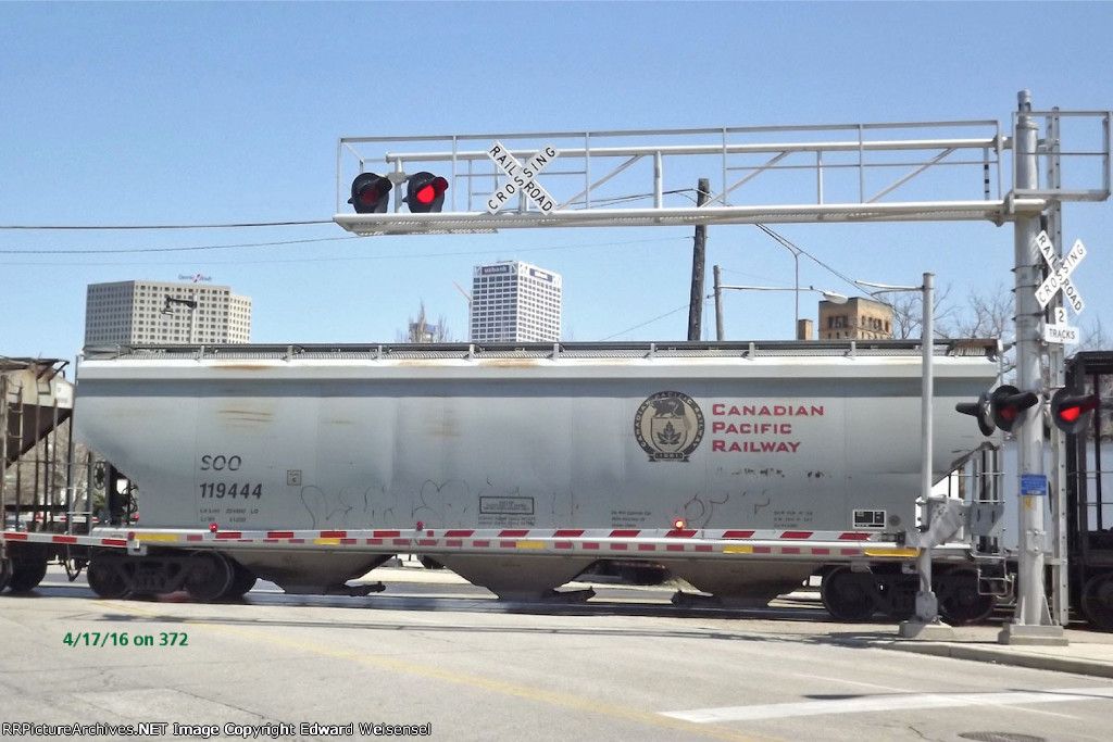 Full House - 4's over aces