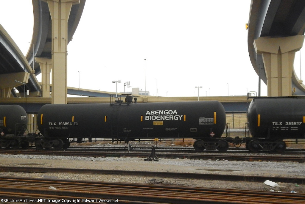 681 ethanol empties roll beneath the Marquette intechange