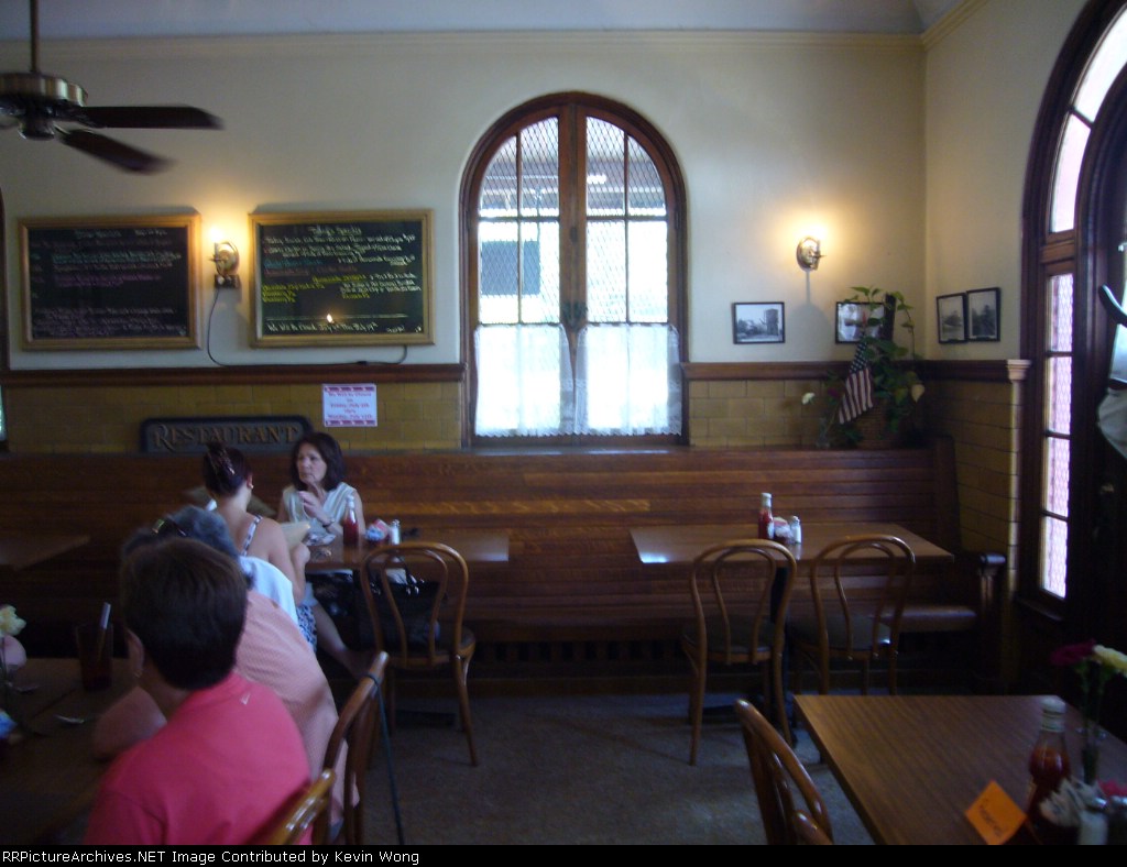 The 1914 Far Hills station was converted into a cafe