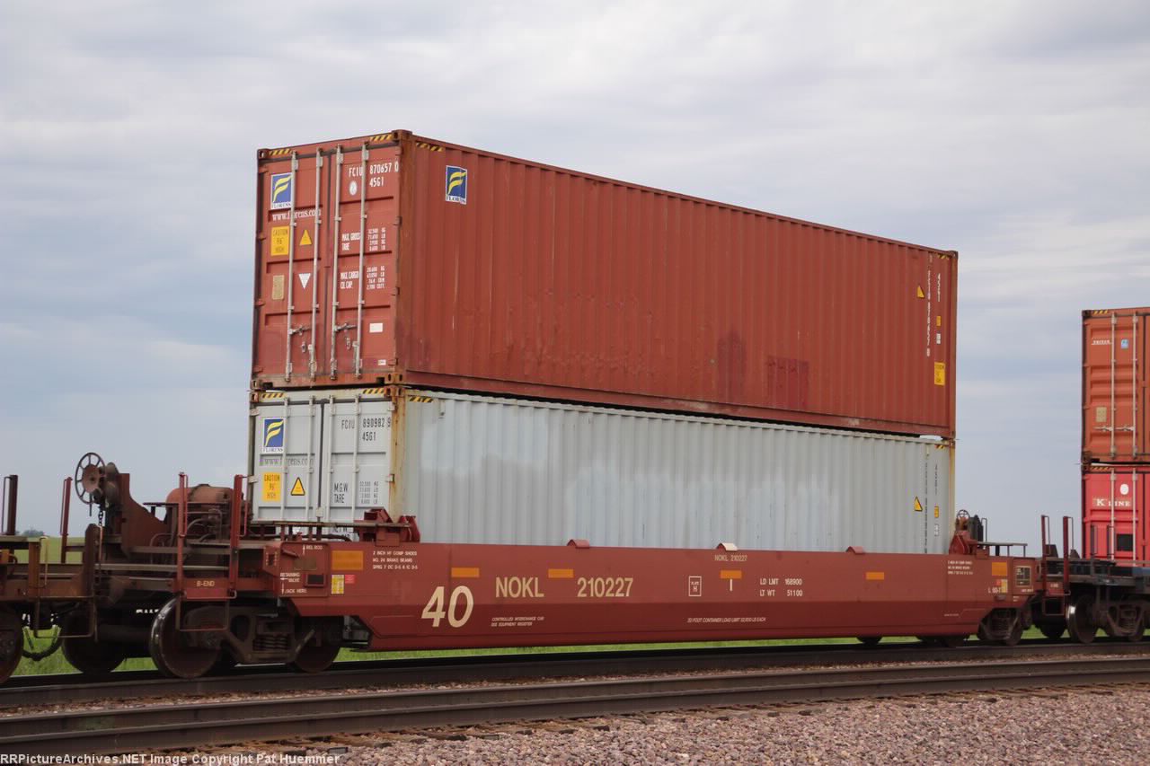 NOKL 210227