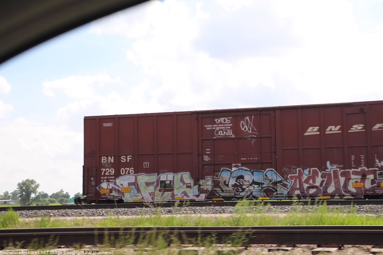 BNSF 729076