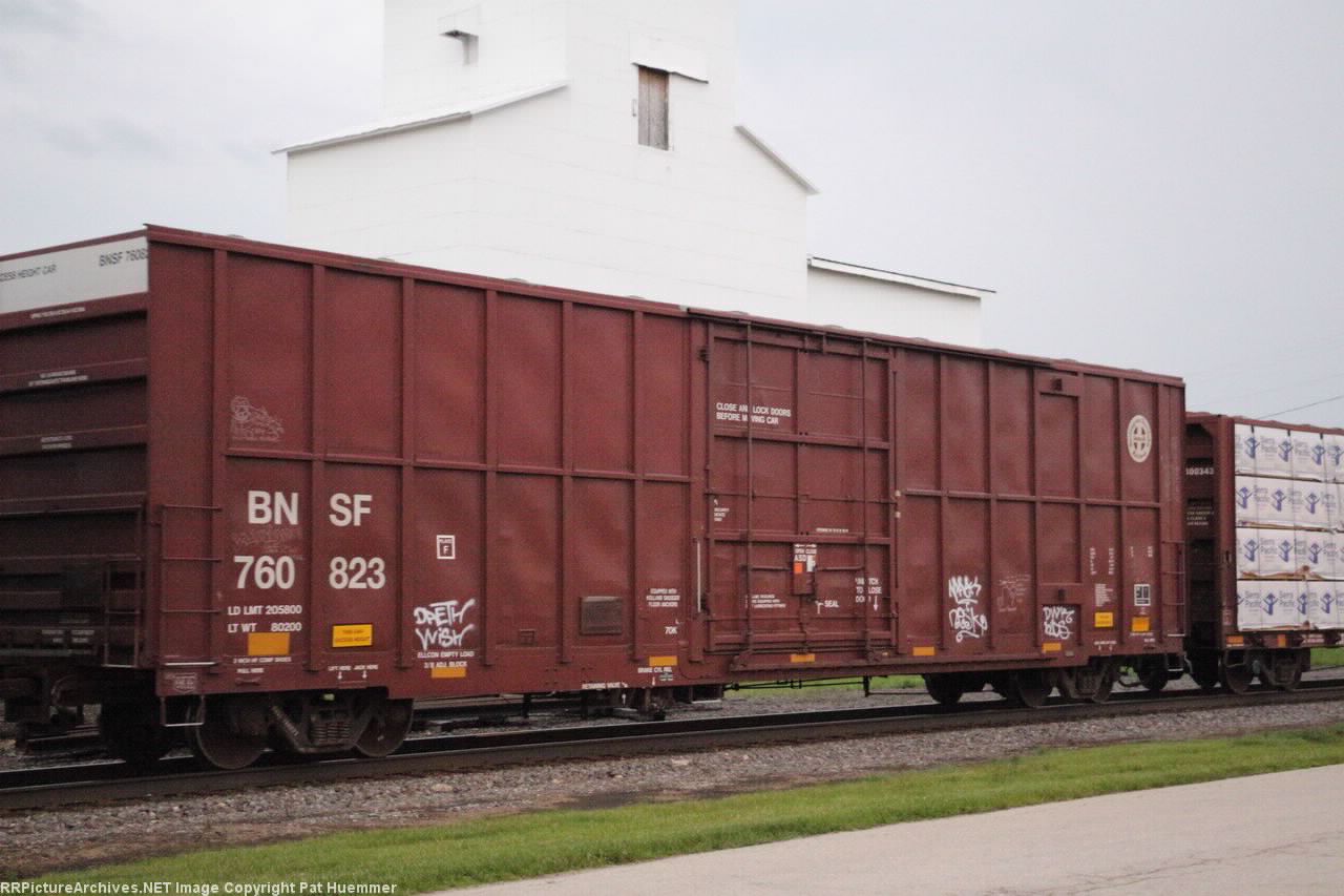 BNSF 760823