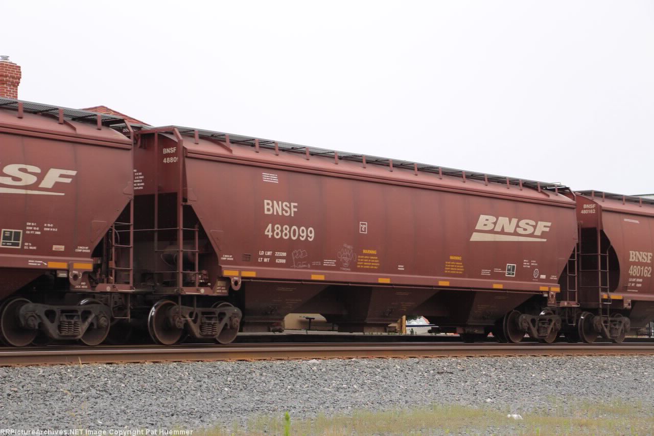 BNSF 488099