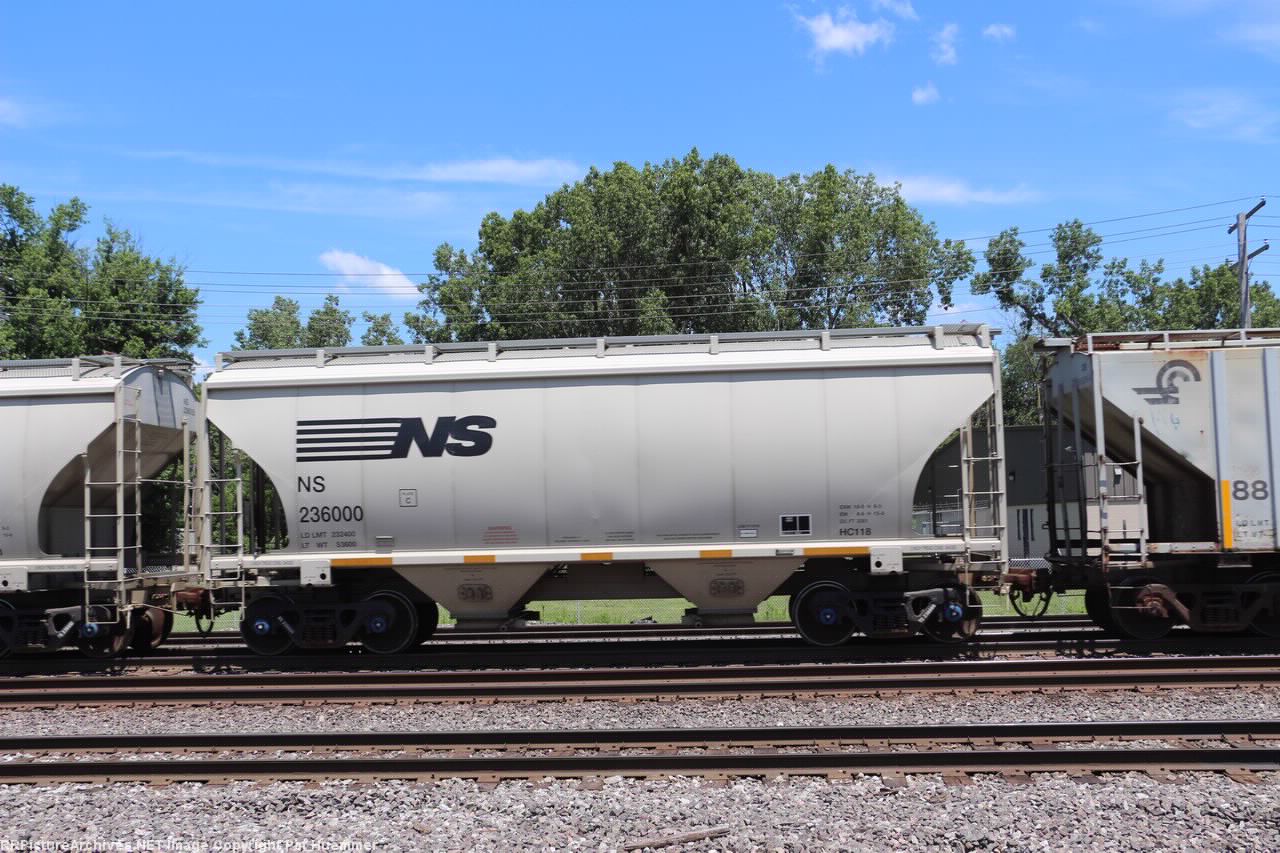 NS 206000