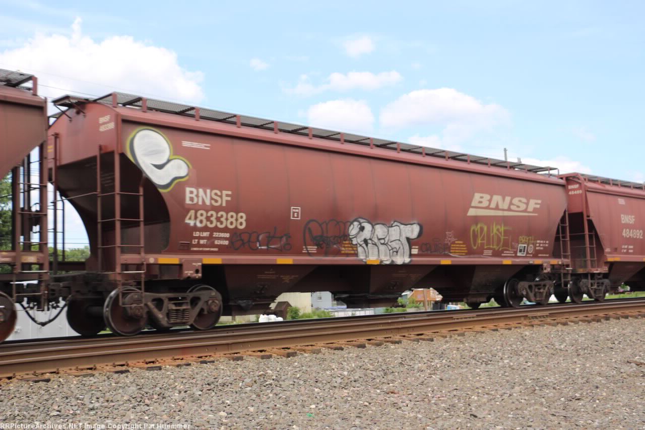 BNSF 483388