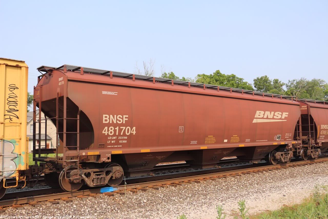 BNSF 481704