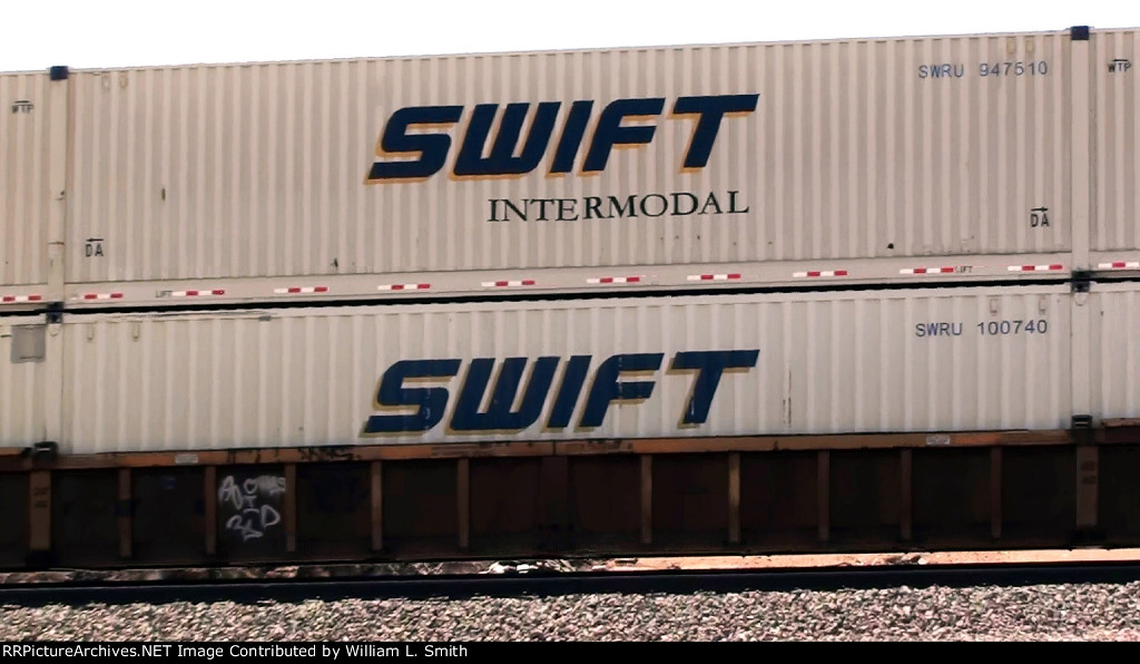 EB Intermodal Frt (5) at E Goffs CA -32