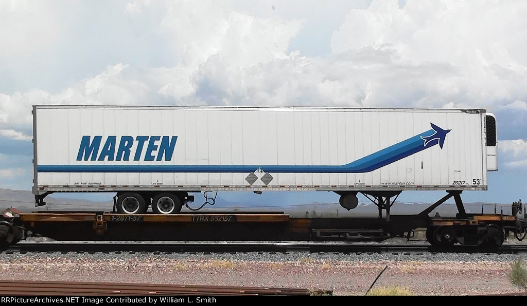 EB Intermodal Frt at Goffs CA-116