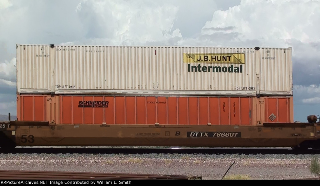EB Intermodal Frt at Goffs CA-28