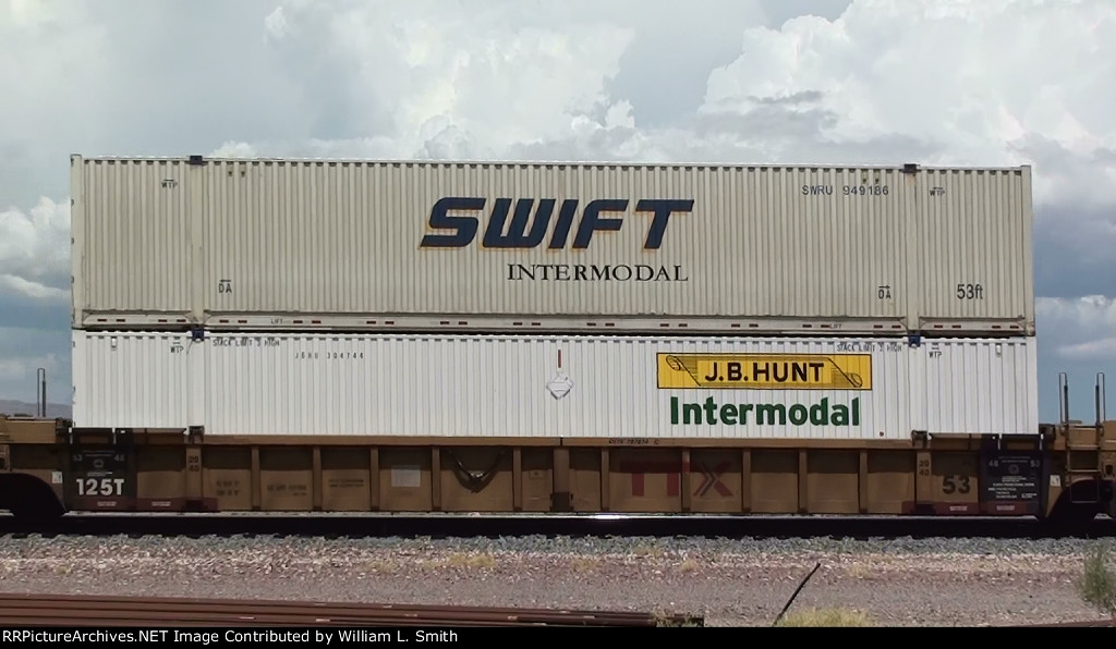 EB Intermodal Frt at Goffs CA-61