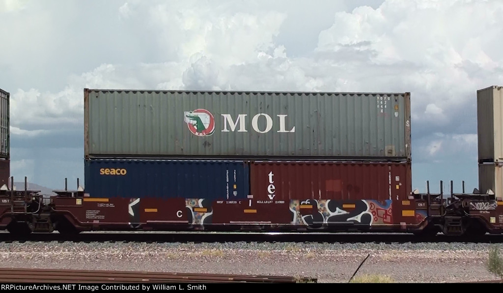 EB Intermodal Frt at Goffs CA-66