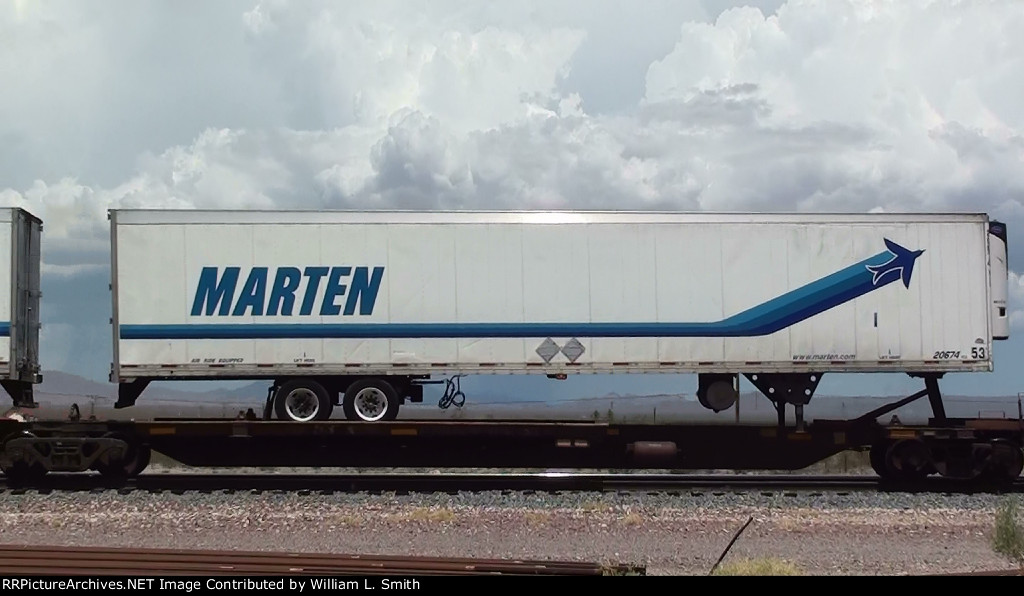 EB Intermodal Frt at Goffs CA-80