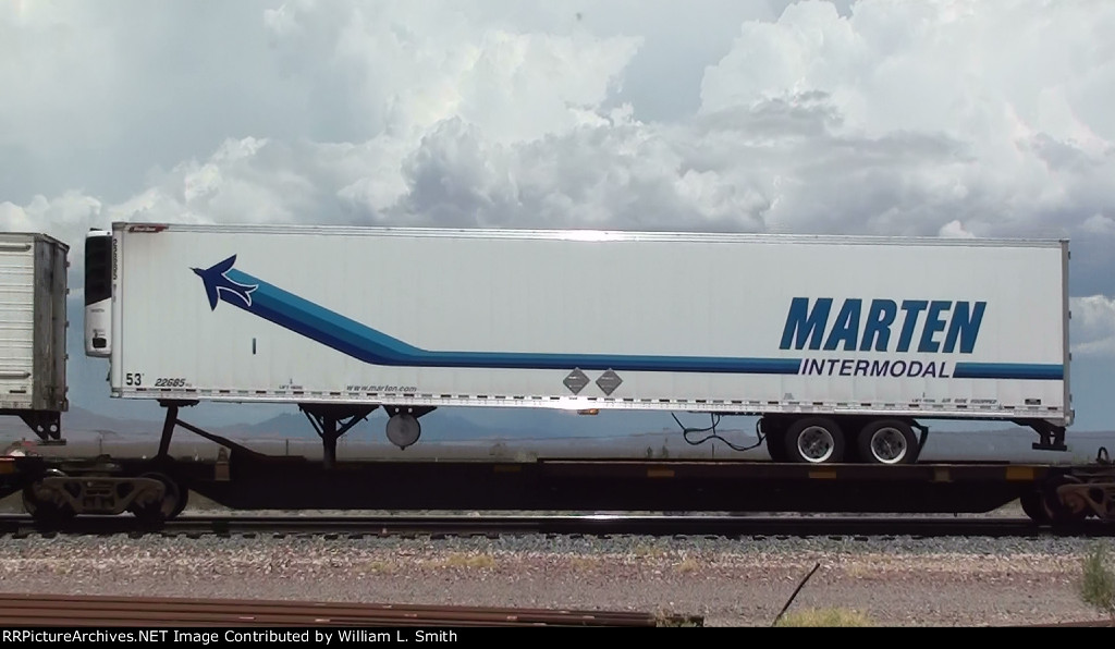 EB Intermodal Frt at Goffs CA-97