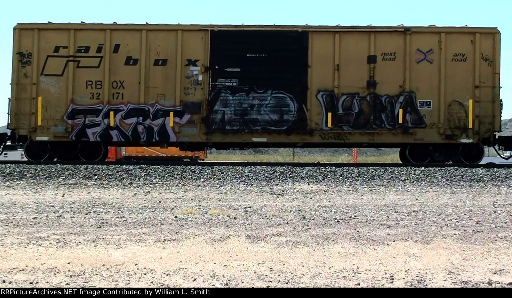 EB Manifest Frt at E Goffs CA -61