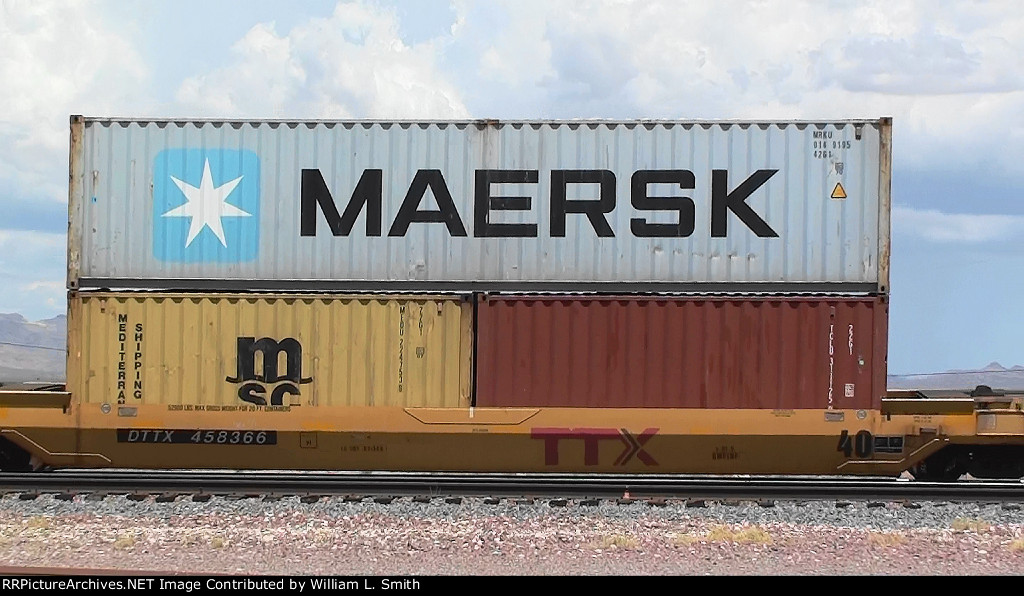 WB Intermodal Frt at Goffs CA -134