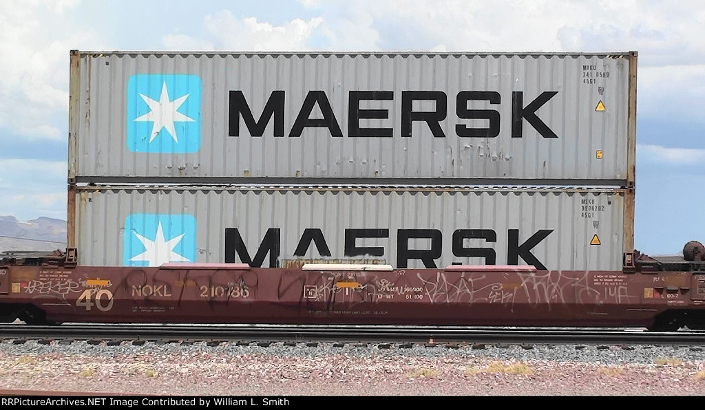 WB Intermodal Frt at Goffs CA -167