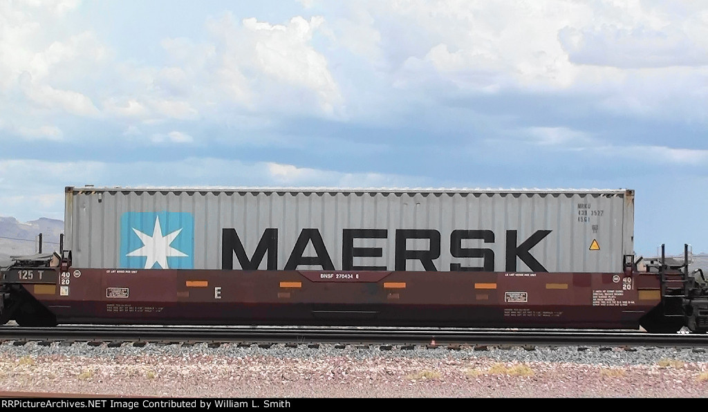 WB Intermodal Frt at Goffs CA -174