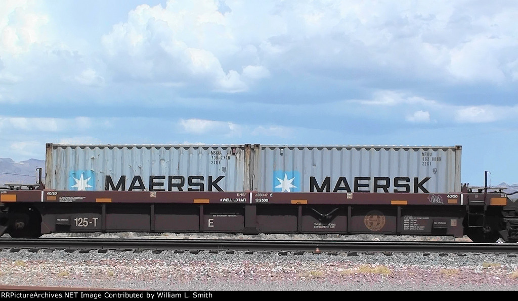 WB Intermodal Frt at Goffs CA -43
