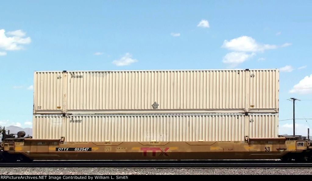 WB Intermodal Frt at Goffs CA -100