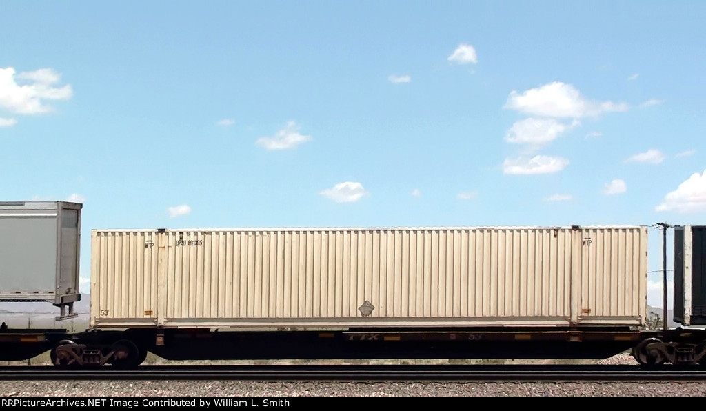 WB Intermodal Frt at Goffs CA -103