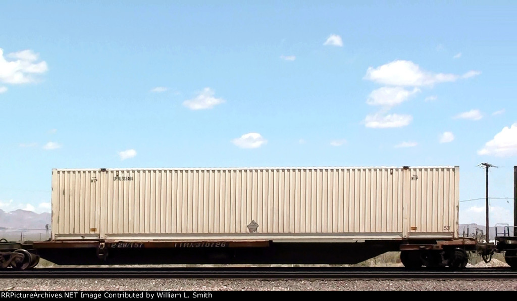 WB Intermodal Frt at Goffs CA -95
