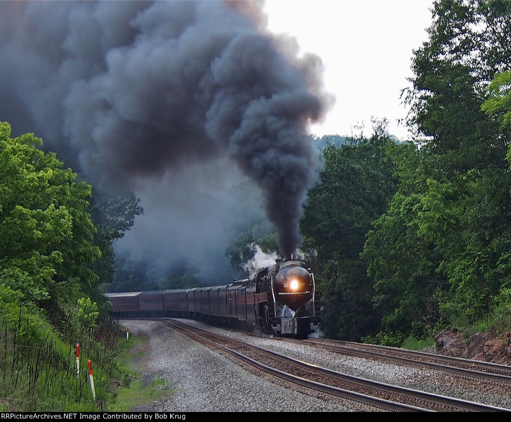 NW 611 up the eastbound Linden Hill grade