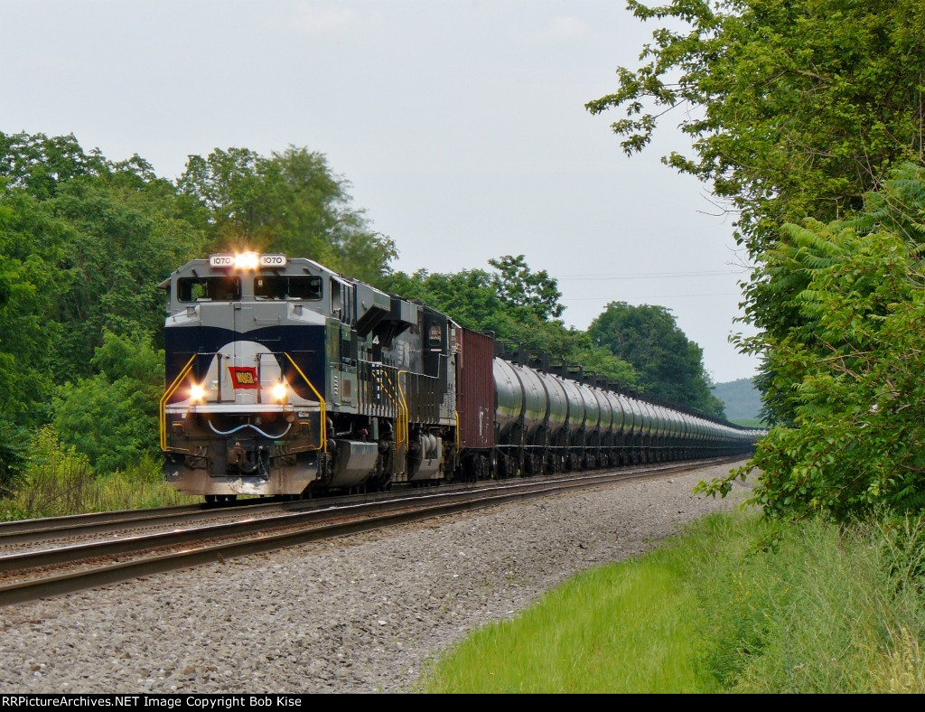 The Wabash Heritage Unit slowing to a stop at the seventy-five signal