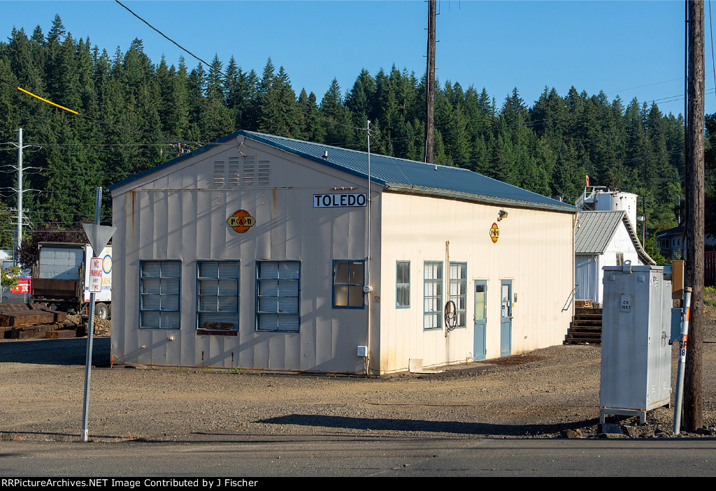 Toledo, Oregon depot