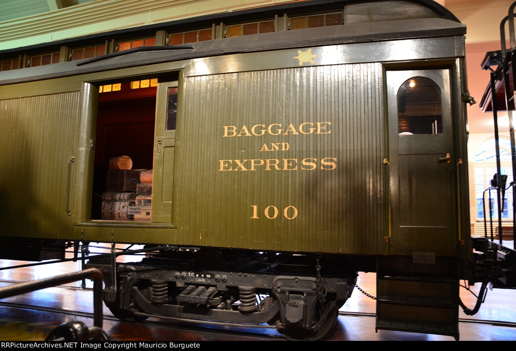 Detroit & Mackinac Baggage and Express car