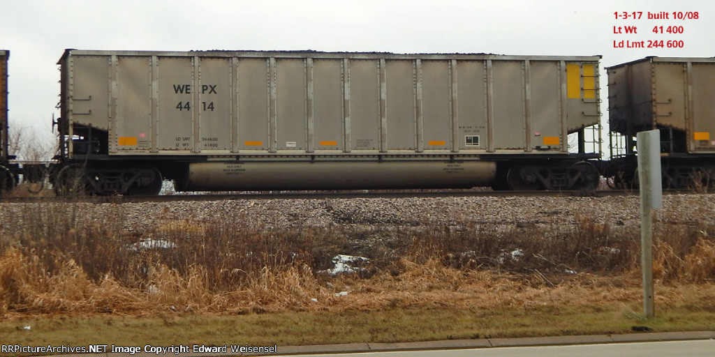WEPX loads in the Racine siding