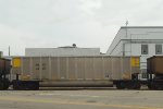 Twin-rotary gon mid-train with WEPX empties