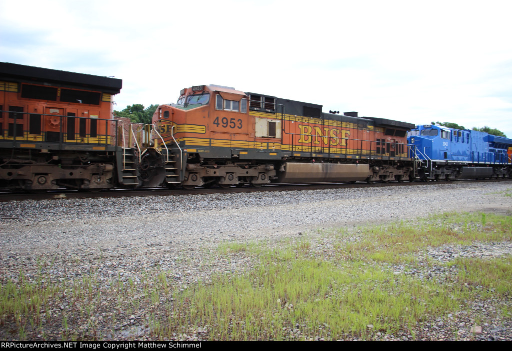 BNSF 4953