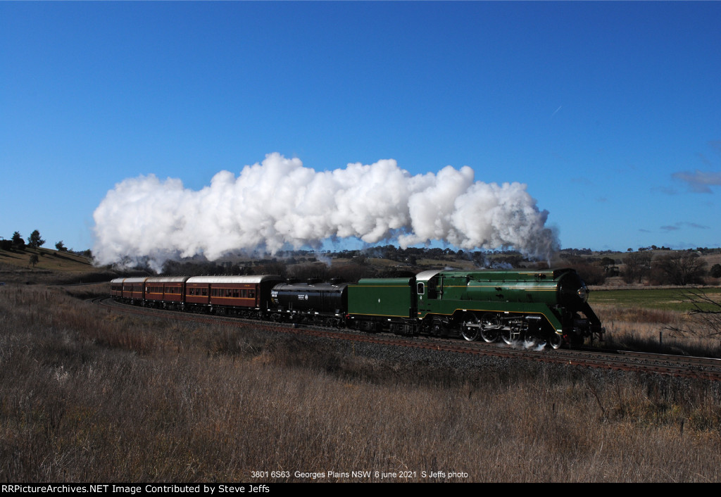 3801 stomps through Georges Plains