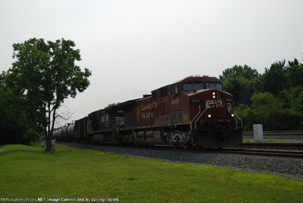 A CP NS, oiler heads east on CSX.