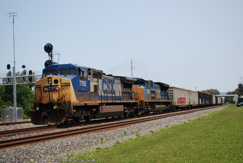 A garbage train heads west.