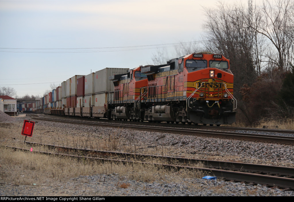 BNSF 4656 Dpu on a eastbound stack train.