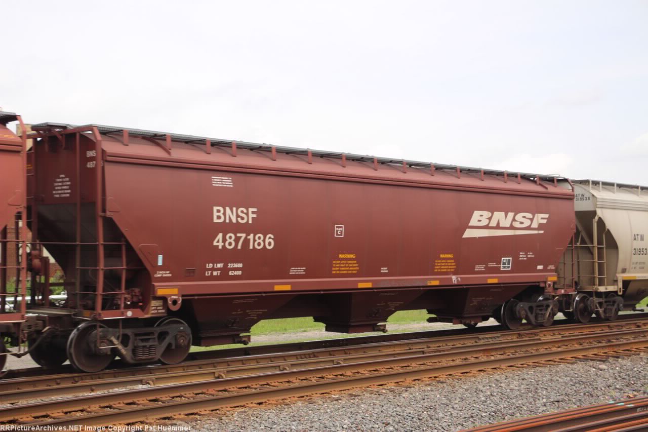 BNSF 487186