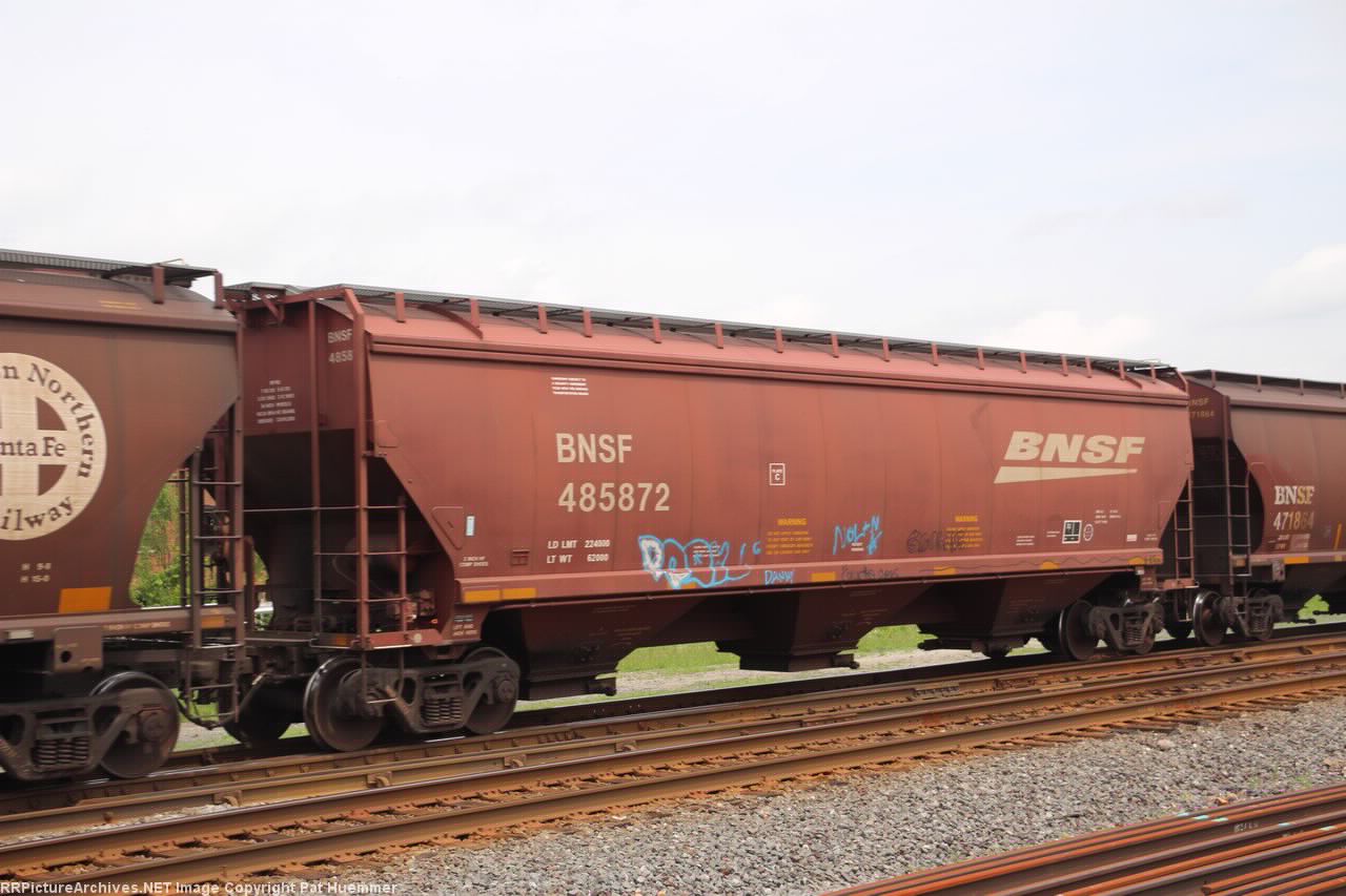 BNSF 485872