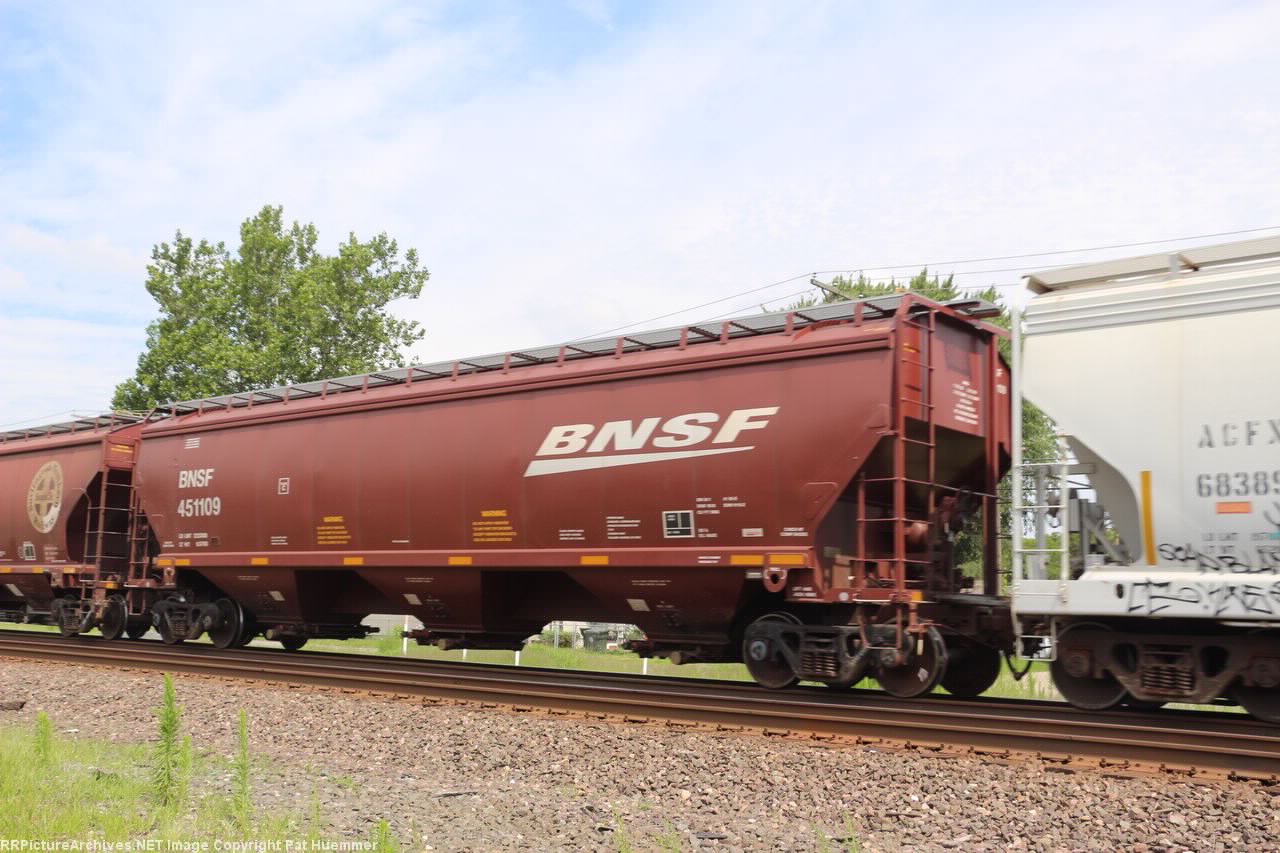 BNSF 451109