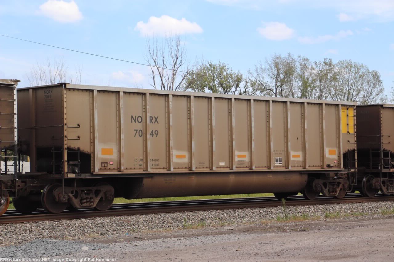 NORX 7049